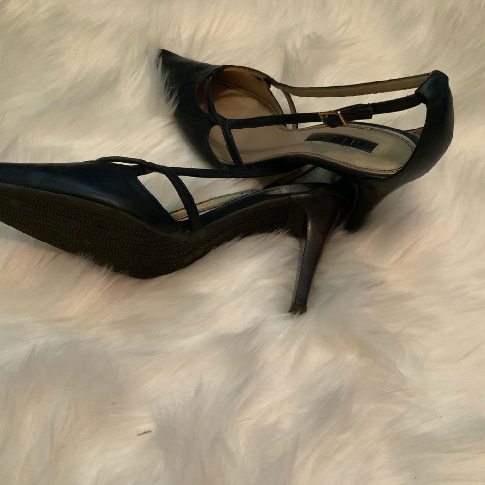 Navy blue pumps - Picture 2 of 3